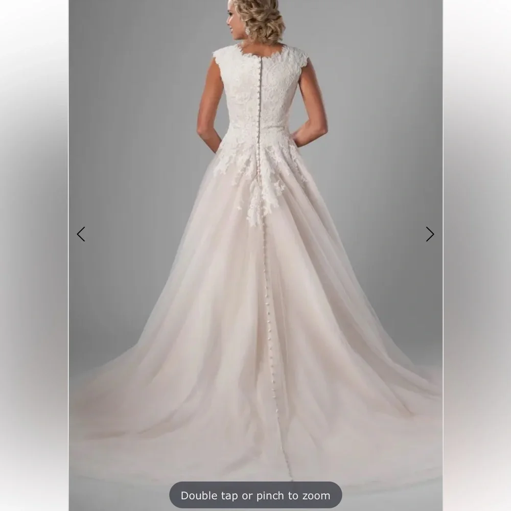 Allure Bridal Dakota size 8 - Picture 7 of 7